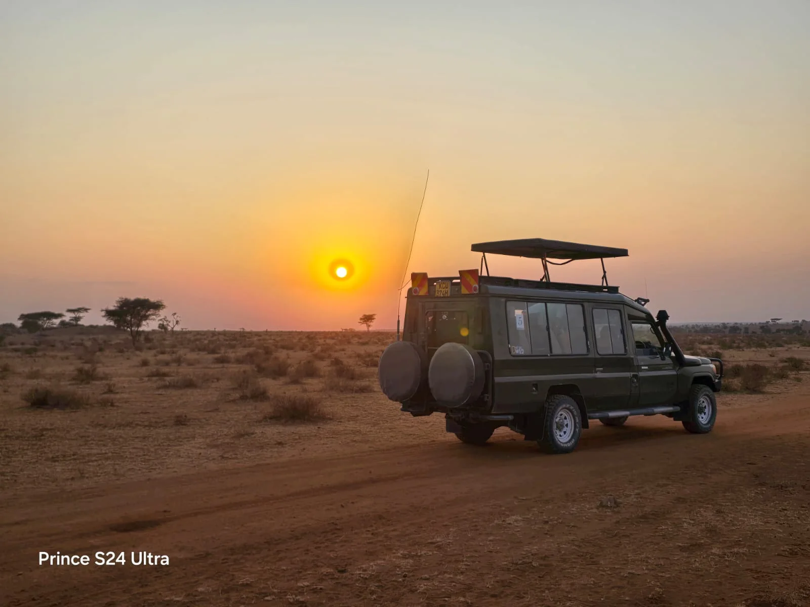 6-Day Masai Mara, Lake Nakuru & Diani Bush-Beach Escape